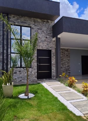 Pedra Rockface Silver